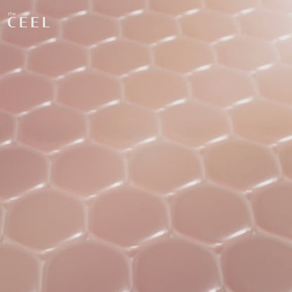 ОЗАРЯВАЩ СЛЪНЦЕЗАЩИТЕН КРЕМ ЗА ЛИЦЕ С РОЗОВ ТОН SPF50+ с Розов Каламин, Глутатион, Хиалуронова киселина и Пантенол - 50ml